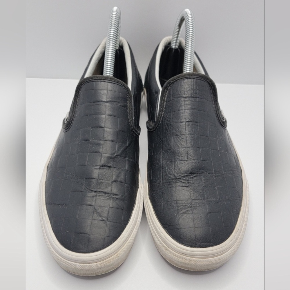 Vans | Classic distressed black leather slip-on low-top sneakers | WMS 8